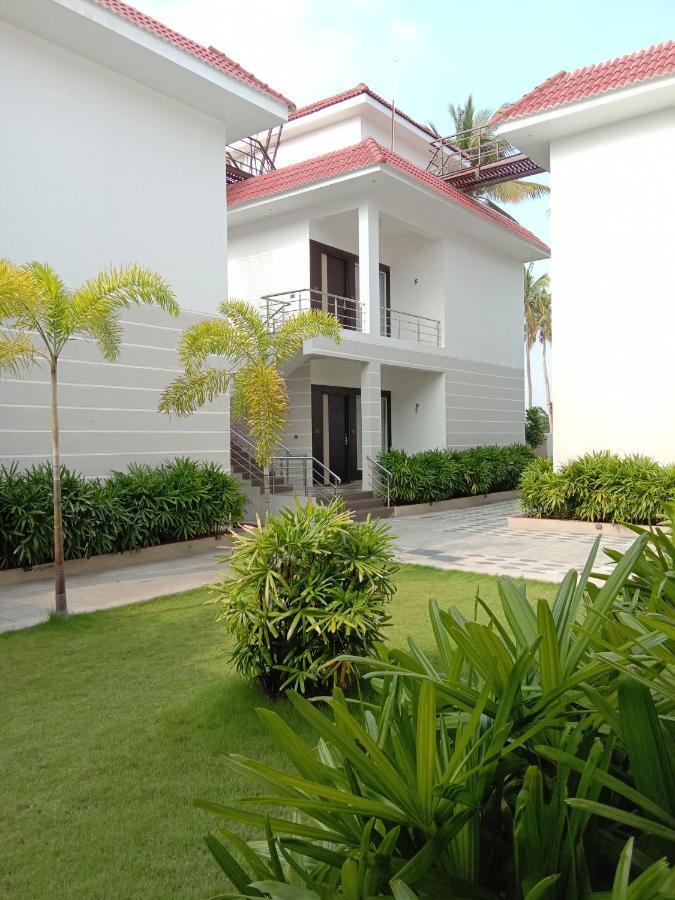 D Wayfarer Inn Resort Erode Exterior foto